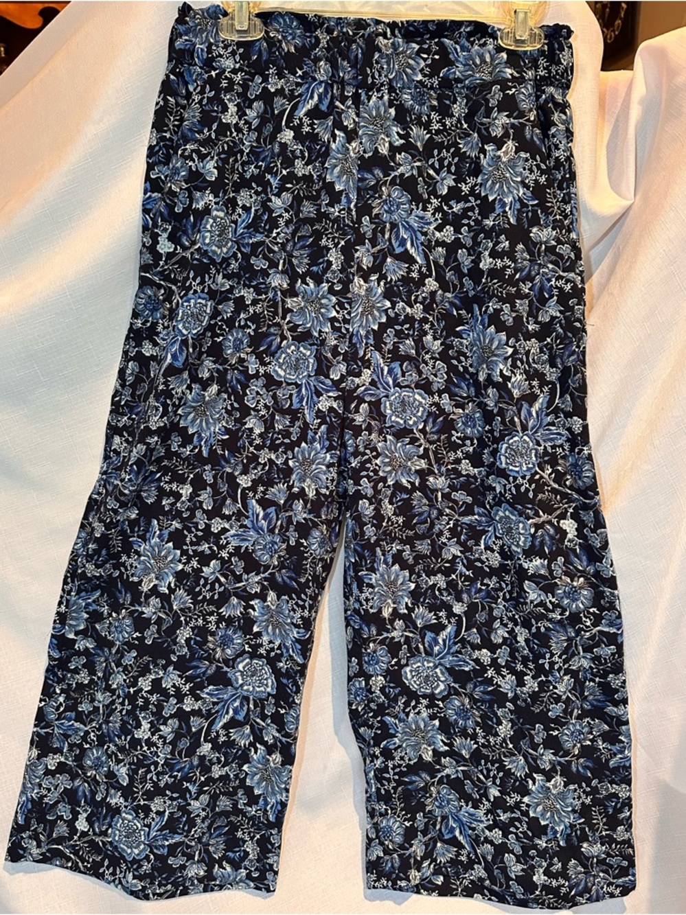 H&M Dark Blue Floral Crop Wide Leg Palazzo Pants Trousers Size 8 EUC